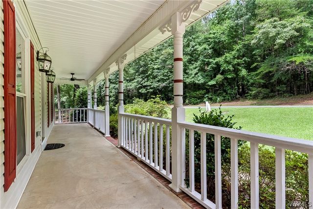 11417 April Sound Dr, Northport, AL 35475