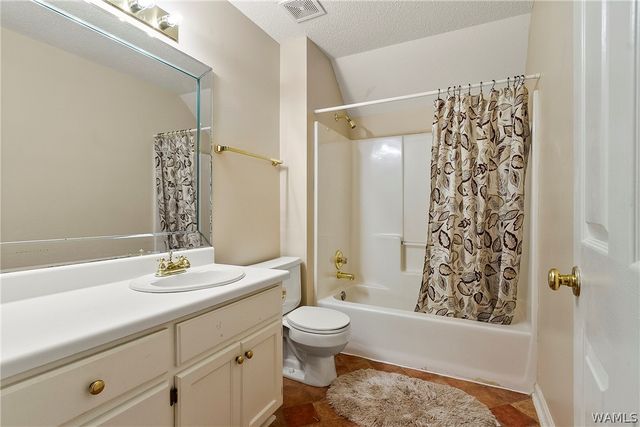 11417 April Sound Dr, Northport, AL 35475
