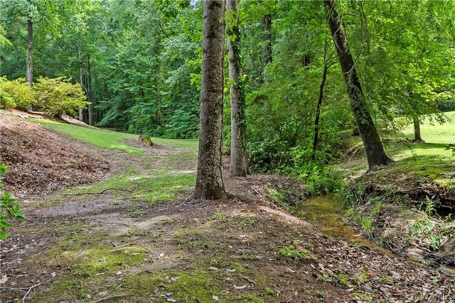 11417 April Sound Dr, Northport, AL 35475