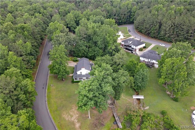 11417 April Sound Dr, Northport, AL 35475