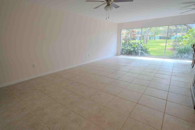 225 COUNTRY CLUB DRIVE D142, Largo, FL 33771