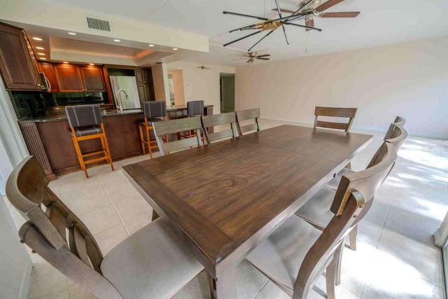 225 COUNTRY CLUB DRIVE D142, Largo, FL 33771