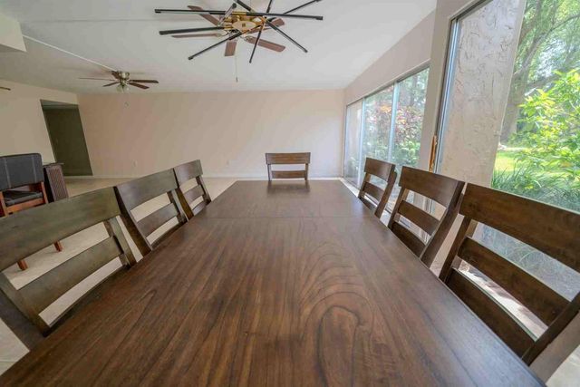 225 COUNTRY CLUB DRIVE D142, Largo, FL 33771