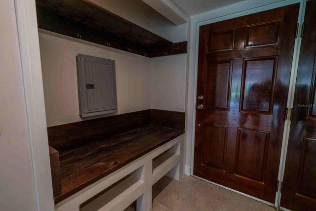 225 COUNTRY CLUB DRIVE D142, Largo, FL 33771