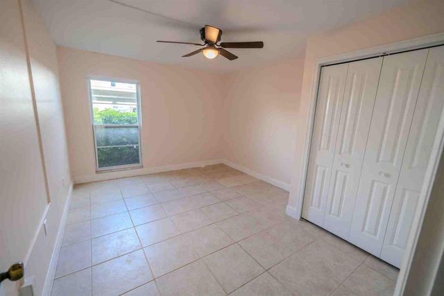 225 COUNTRY CLUB DRIVE D142, Largo, FL 33771