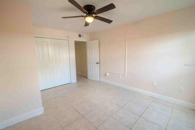225 COUNTRY CLUB DRIVE D142, Largo, FL 33771