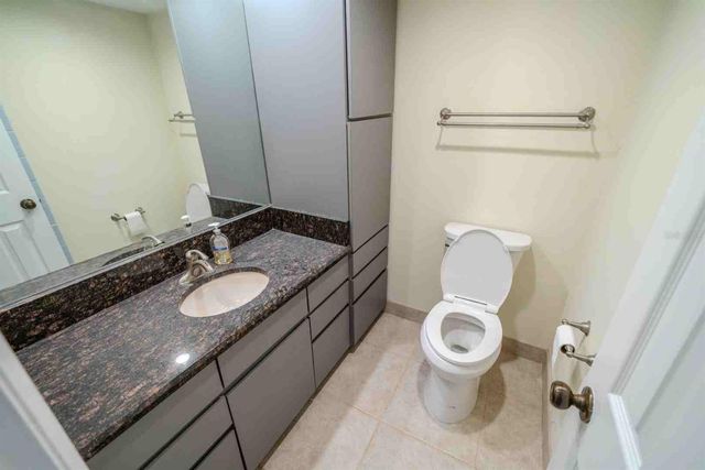 225 COUNTRY CLUB DRIVE D142, Largo, FL 33771