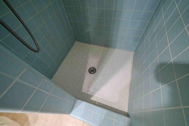 225 COUNTRY CLUB DRIVE D142, Largo, FL 33771