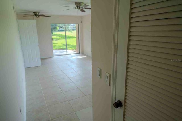 225 COUNTRY CLUB DRIVE D142, Largo, FL 33771