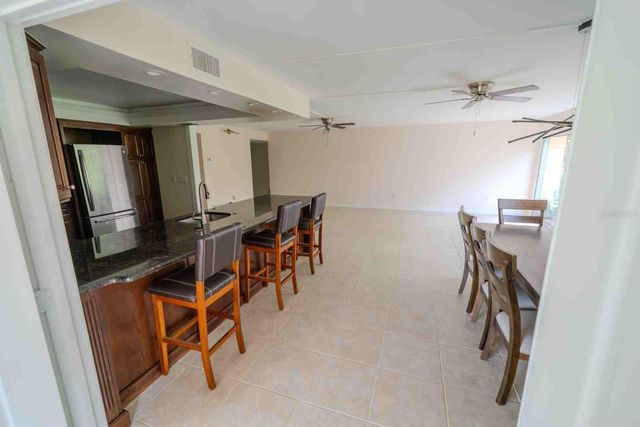 225 COUNTRY CLUB DRIVE D142, Largo, FL 33771