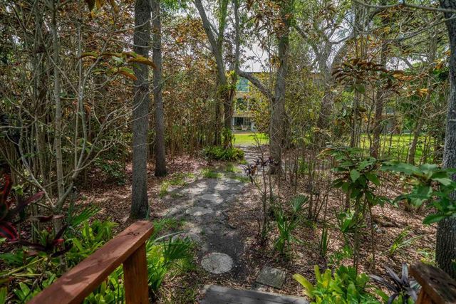 225 COUNTRY CLUB DRIVE D142, Largo, FL 33771