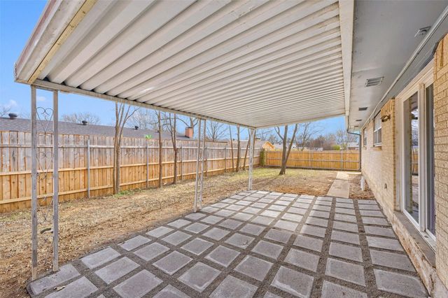 2217 Rex Cruse Drive, Sherman, TX 75092