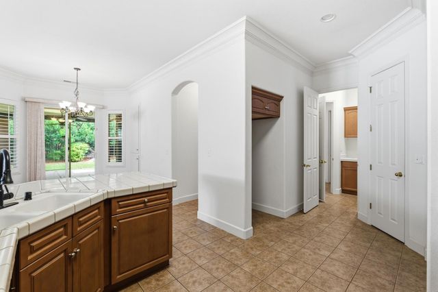 3063 Everglade Avenue, Clovis, CA 93619