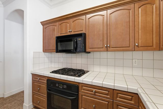 3063 Everglade Avenue, Clovis, CA 93619