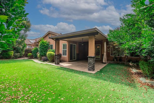 3063 Everglade Avenue, Clovis, CA 93619