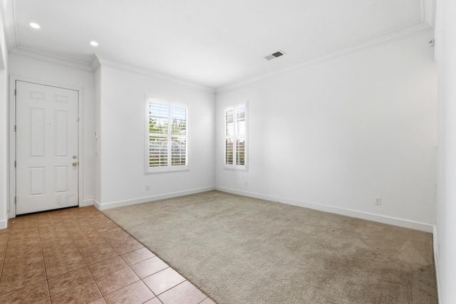 3063 Everglade Avenue, Clovis, CA 93619