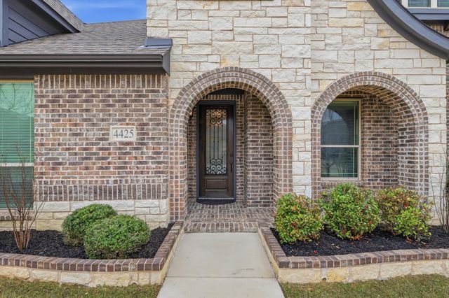 4425 Massey Meadows Way, Midlothian, TX 76065