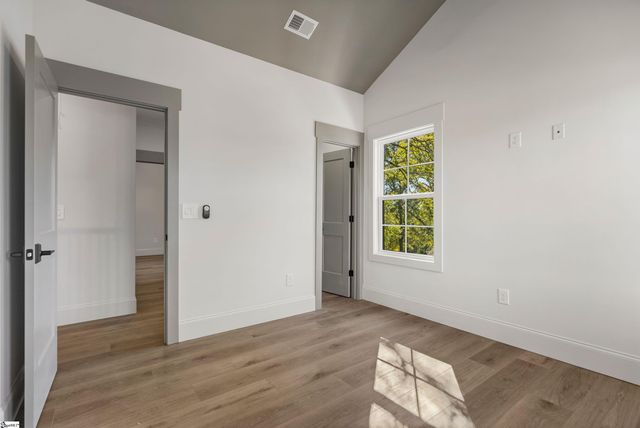 610 Lowndes Hill Road, Greenville, SC 29607