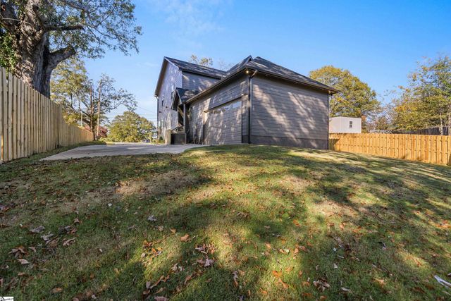 610 Lowndes Hill Road, Greenville, SC 29607