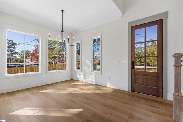 610 Lowndes Hill Road, Greenville, SC 29607