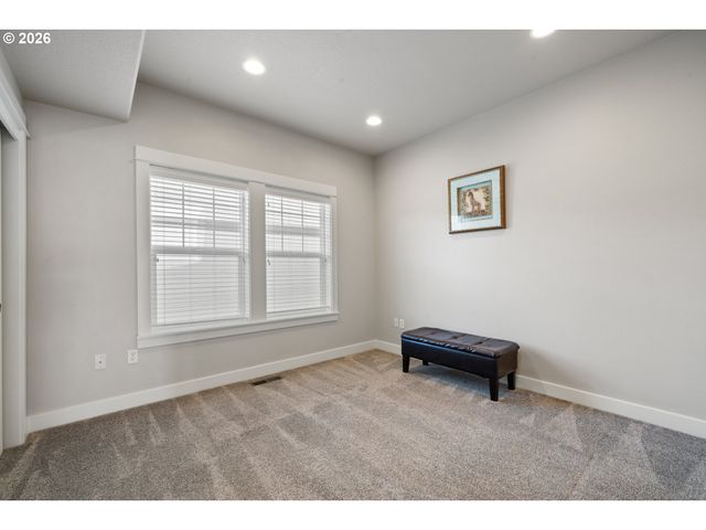 108 N 3RD Ave, Rockaway Beach, OR 97136
