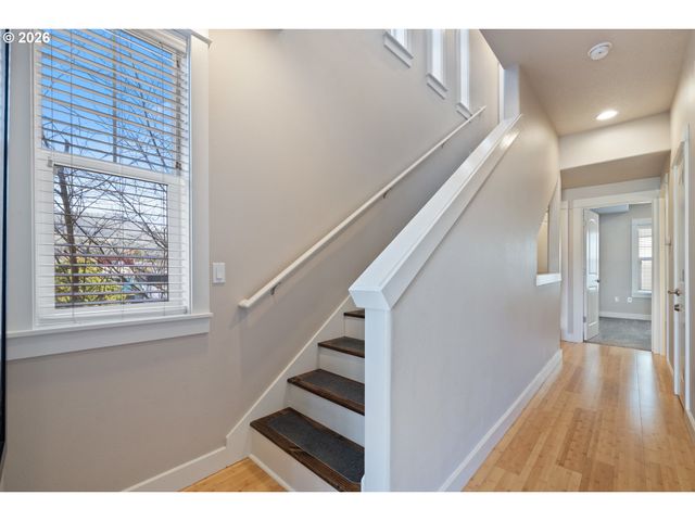 108 N 3RD Ave, Rockaway Beach, OR 97136