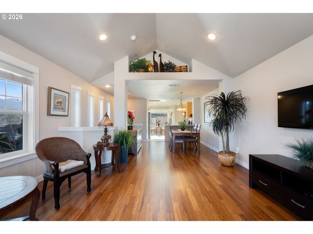 108 N 3RD Ave, Rockaway Beach, OR 97136