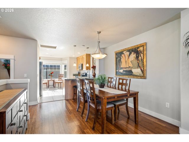 108 N 3RD Ave, Rockaway Beach, OR 97136