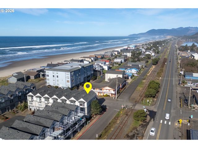 108 N 3RD Ave, Rockaway Beach, OR 97136