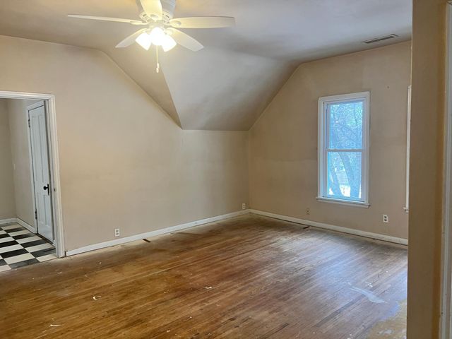 1188 Pine Street, Dawson, MN 56232