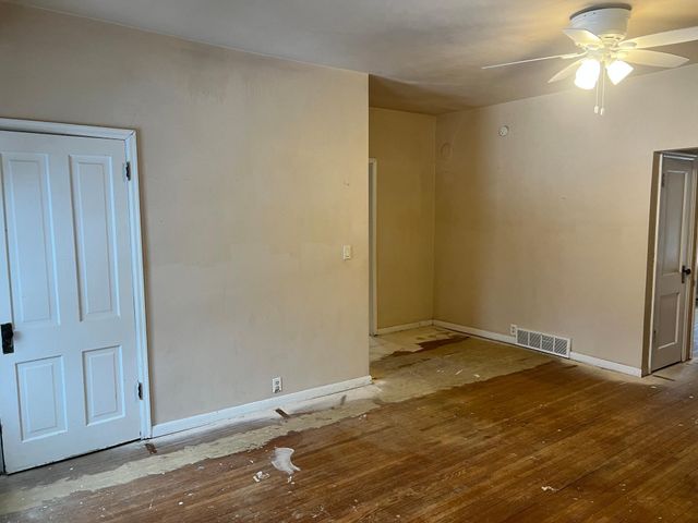 1188 Pine Street, Dawson, MN 56232