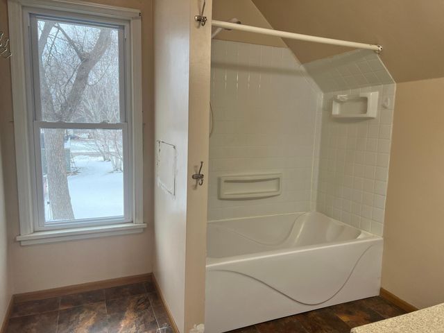 1188 Pine Street, Dawson, MN 56232