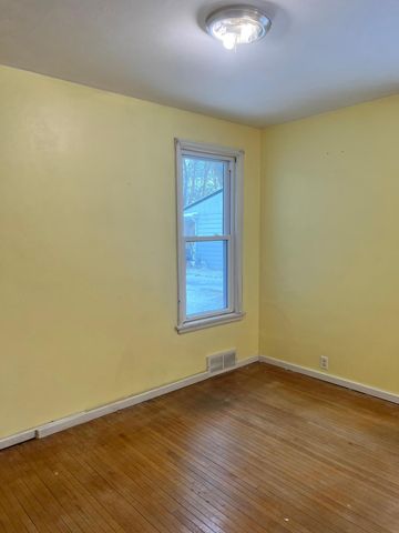 1188 Pine Street, Dawson, MN 56232