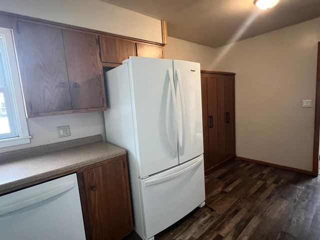 1188 Pine Street, Dawson, MN 56232