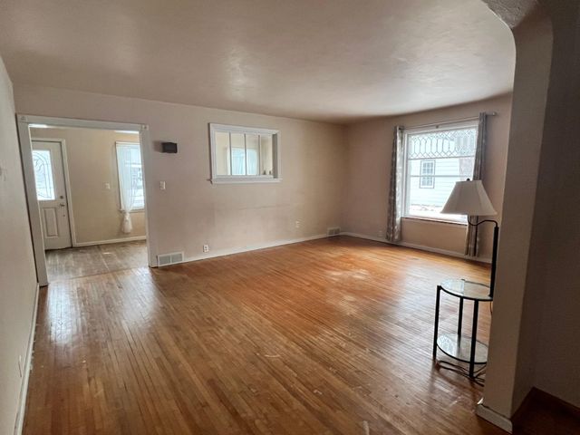 1188 Pine Street, Dawson, MN 56232