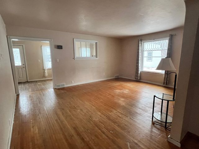 1188 Pine Street, Dawson, MN 56232