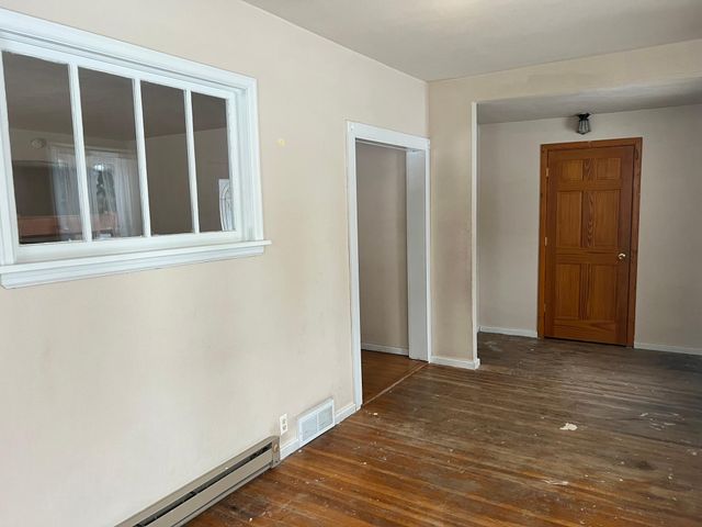 1188 Pine Street, Dawson, MN 56232