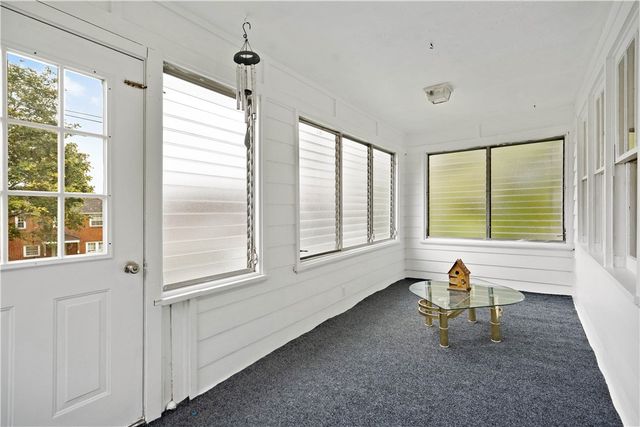 113 Gerhold St, Bethel Park, PA 15102