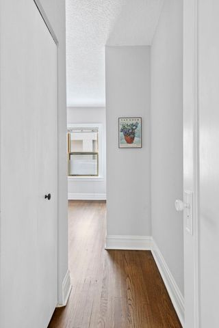 821 Lake Street 2S, Oak Park, IL 60301