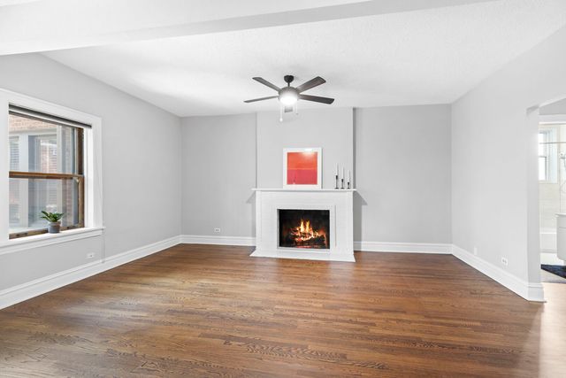 821 Lake Street 2S, Oak Park, IL 60301
