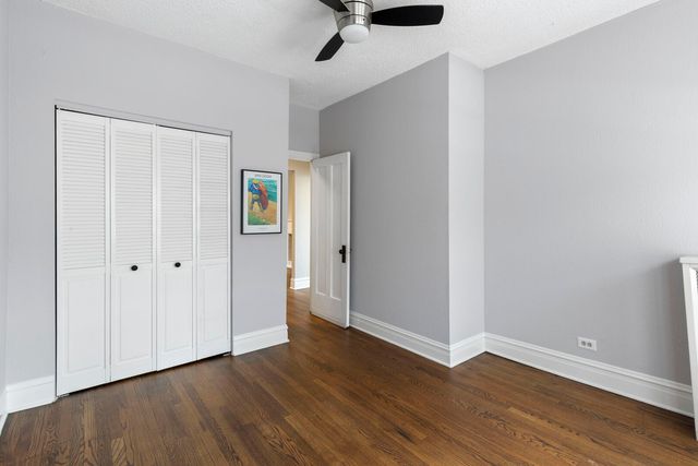 821 Lake Street 2S, Oak Park, IL 60301