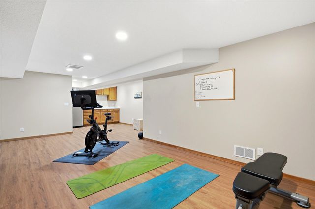 6575 Crosby Avenue, Inver Grove Heights, MN 55076