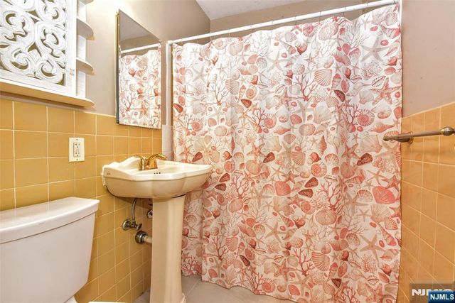 44 Main Street 6F, Lodi, NJ 07644