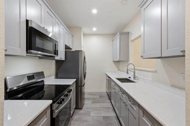 2978 Holly Hall Street, Houston, TX 77054