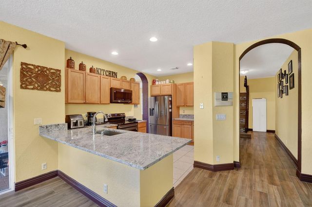 876 Gazetta Way, West Palm Beach, FL 33413
