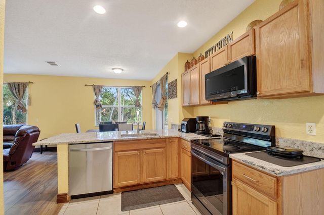 876 Gazetta Way, West Palm Beach, FL 33413