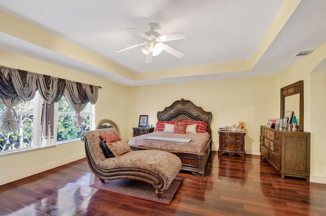 876 Gazetta Way, West Palm Beach, FL 33413