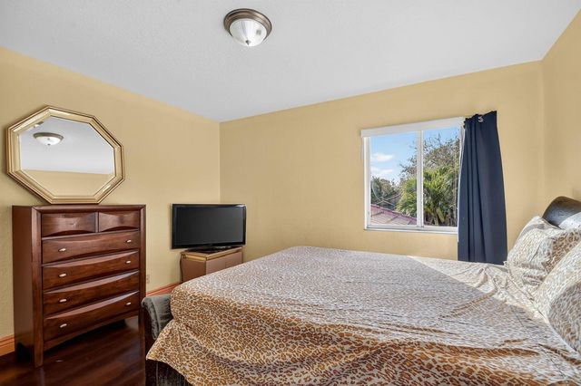 876 Gazetta Way, West Palm Beach, FL 33413