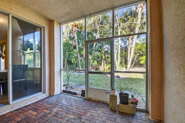 876 Gazetta Way, West Palm Beach, FL 33413