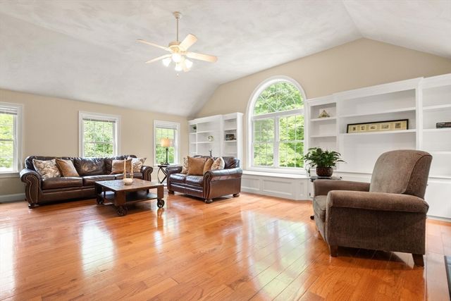 1 Third Street, North Reading, MA 01864